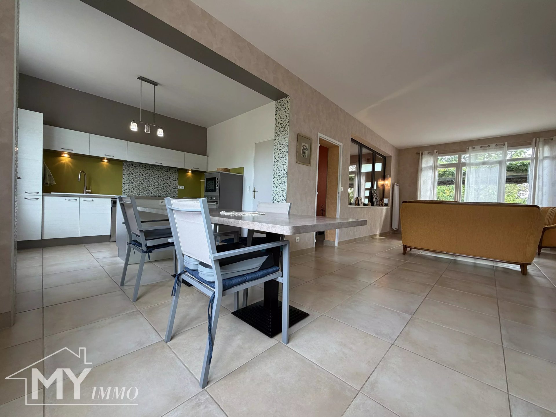 Maison à vendre, 237m², Saint-Pey-de-Castets