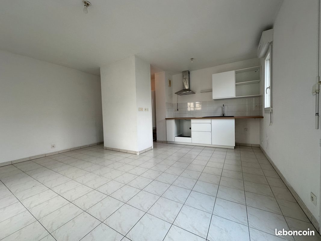 Appartement à louer, 60m², Saint-Sulpice-et-Cameyrac