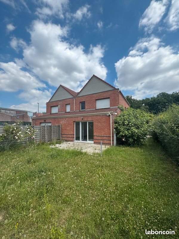 Maison à louer, 92m², Hem