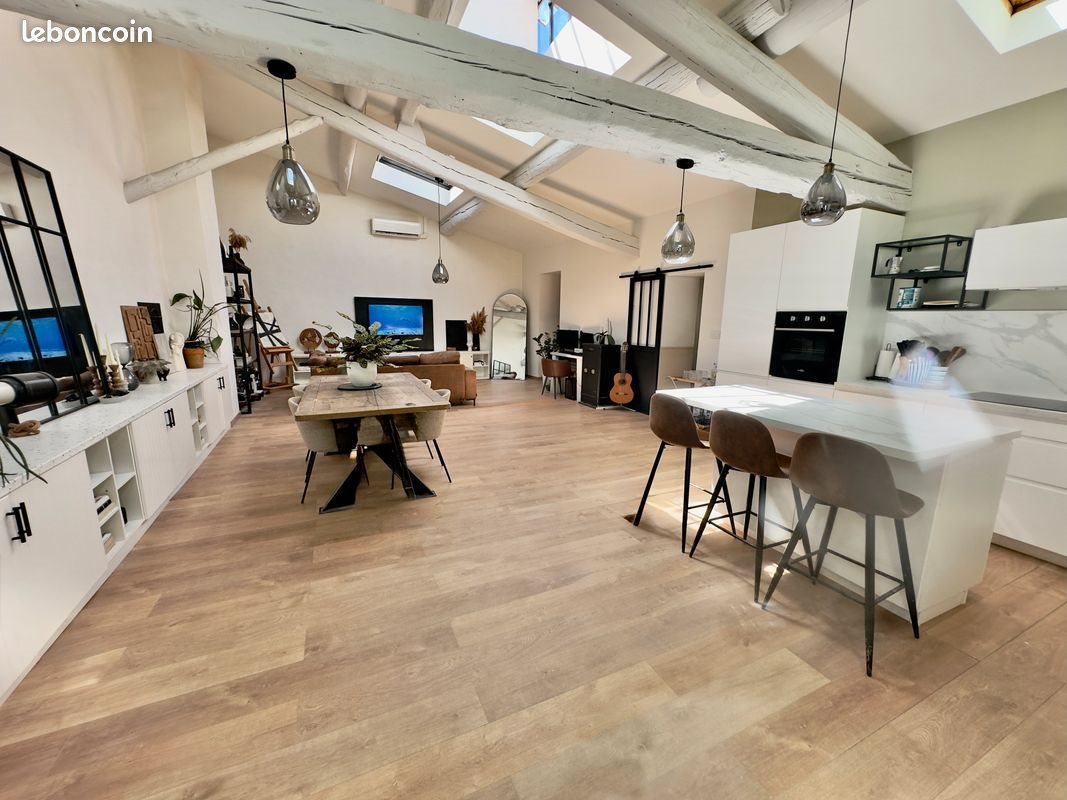 Appartement à vendre, 100m², Nîmes