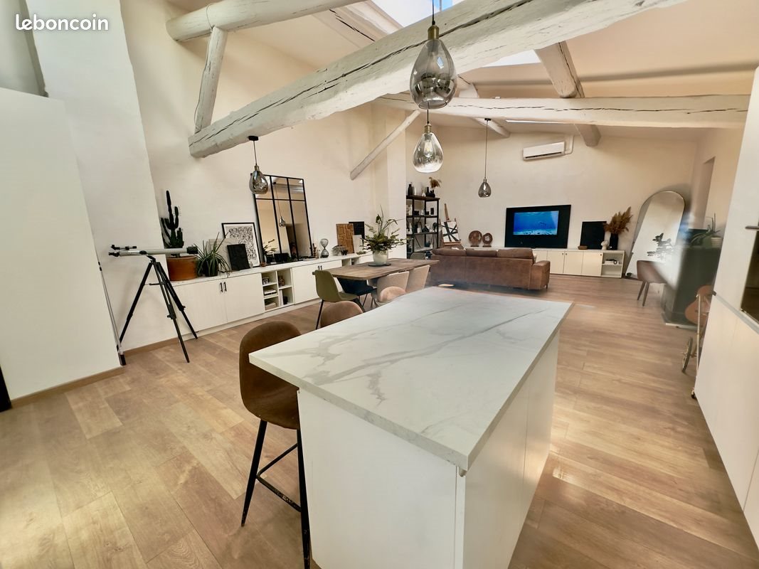 Appartement à vendre, 100m², Nîmes