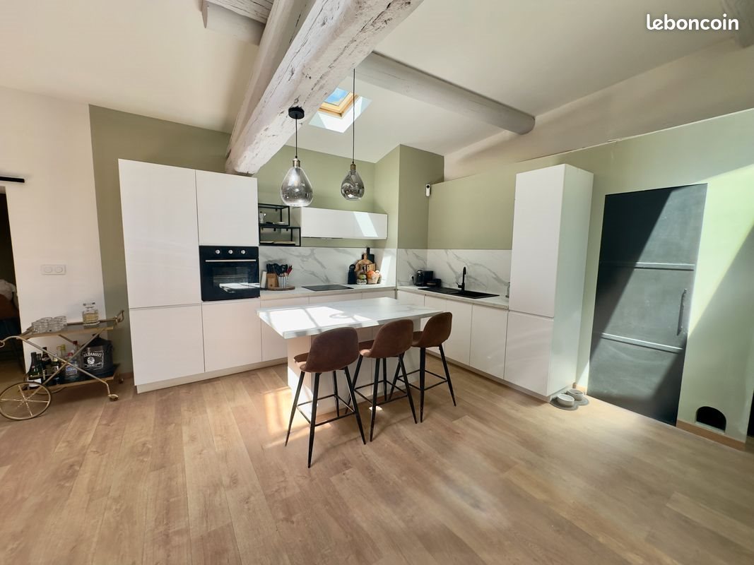 Appartement à vendre, 100m², Nîmes