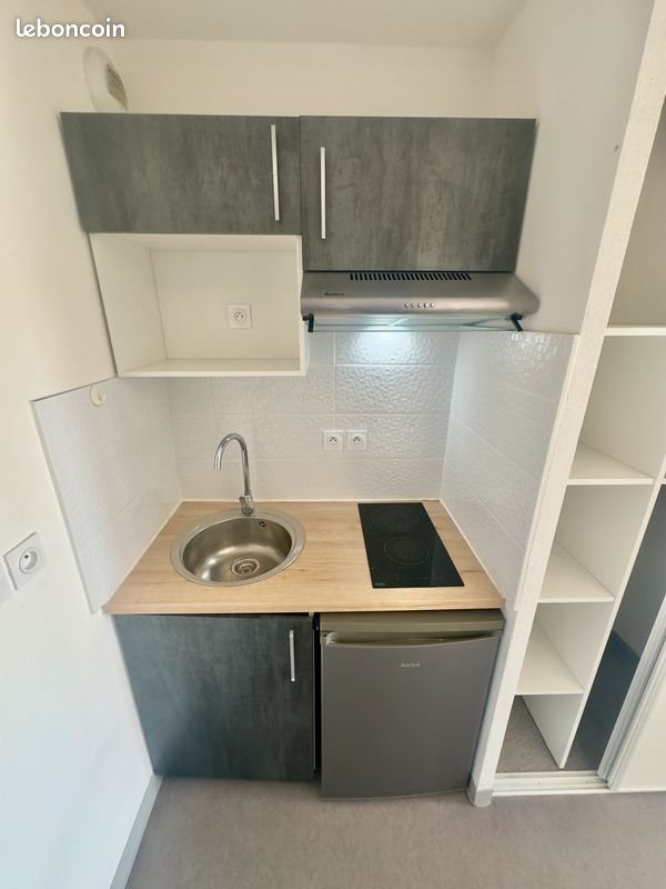 Appartement à louer, 20m², Nîmes