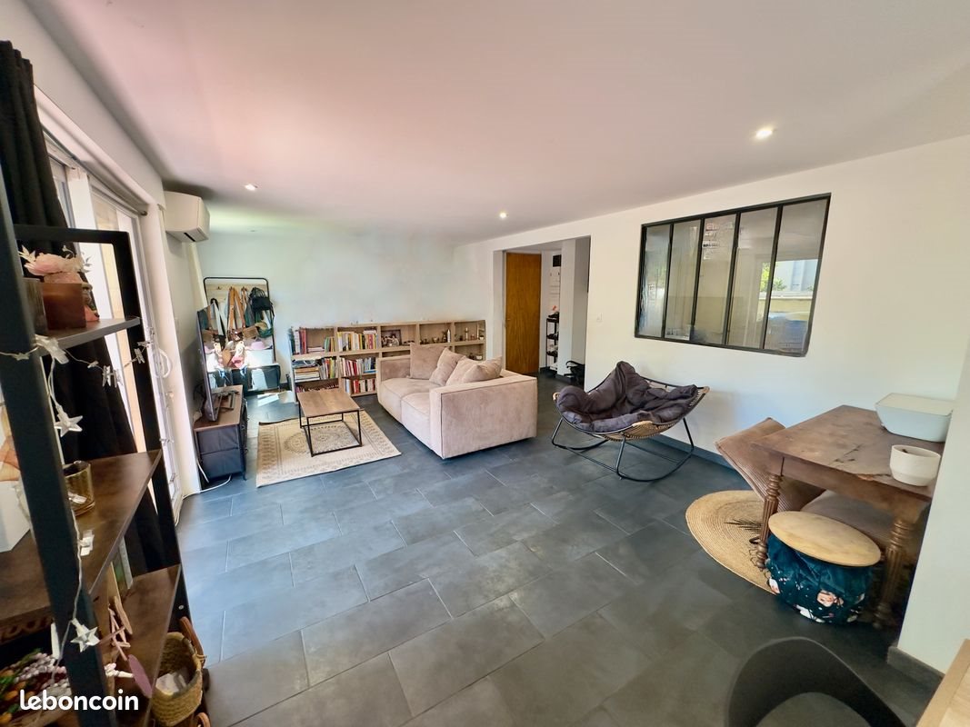 Appartement à vendre, 117m², Nîmes