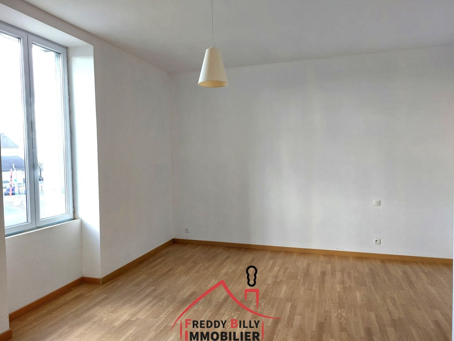 Maison à vendre, 180m², Saint-Varent