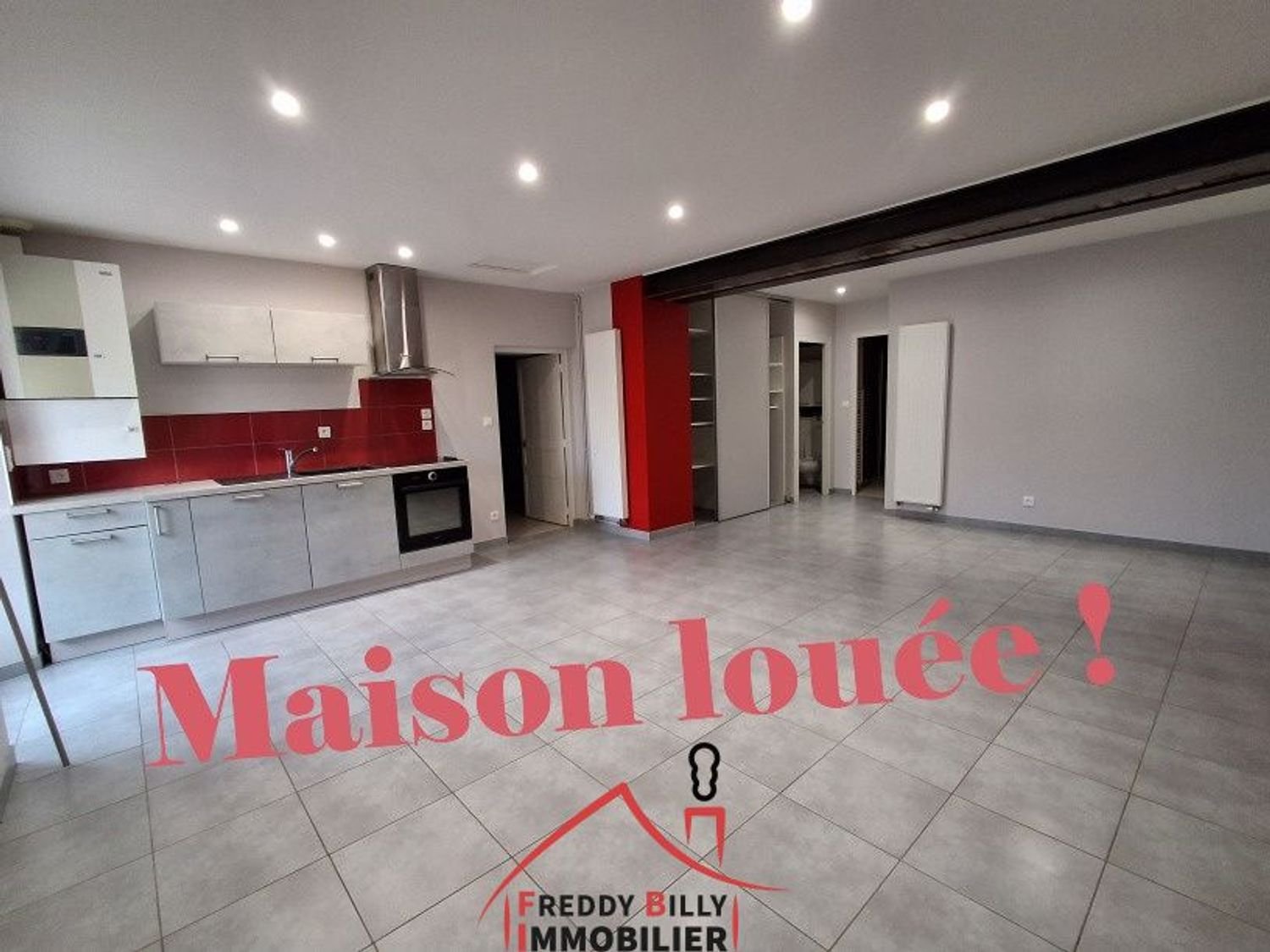 Maison à louer, 71m², Saint-Varent