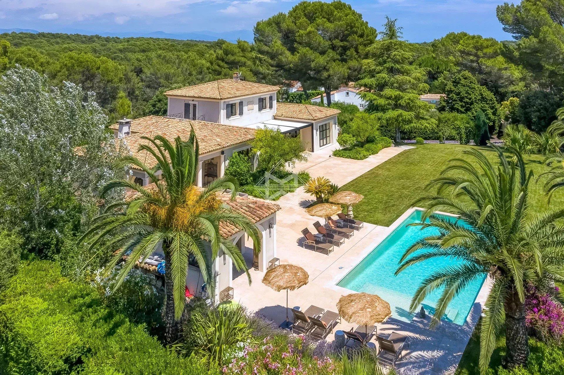 Maison à vendre, 377m², Mougins