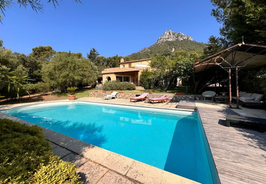 Maison à vendre, 215m², La Valette-du-Var
