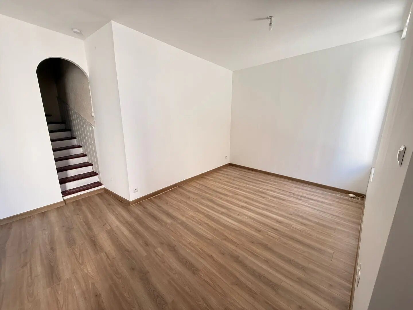 Maison à louer, 85m², Capestang