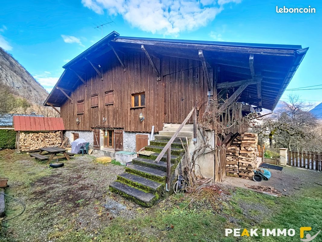 Maison à vendre, 160m², Châtillon-sur-Cluses