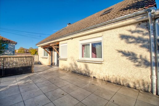 Maison 6 pièces 140 m² · à Lux · 140 m² · 190 000 €