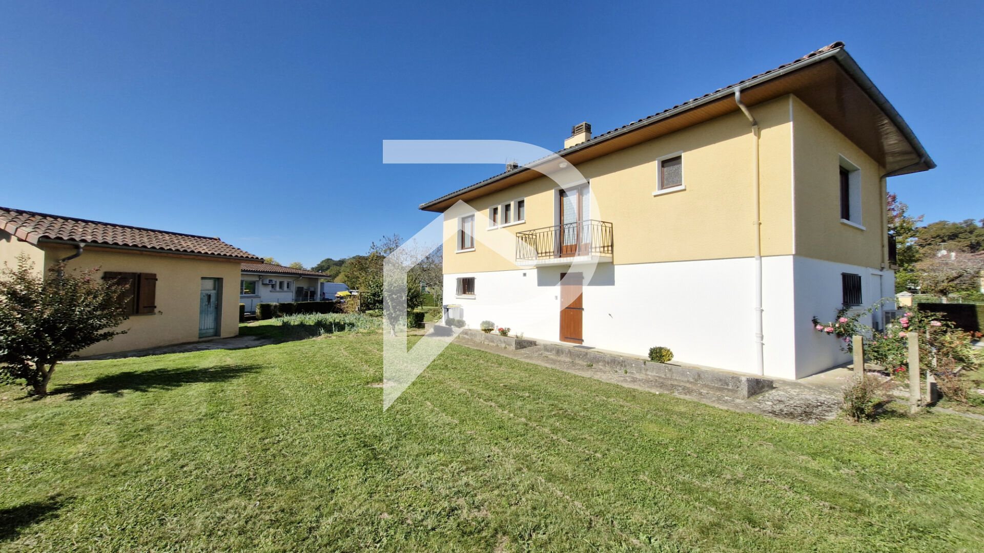 Maison à vendre, 150m², Sauveterre-de-Béarn
