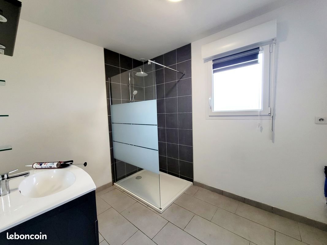 Maison à louer, 65m², Colembert