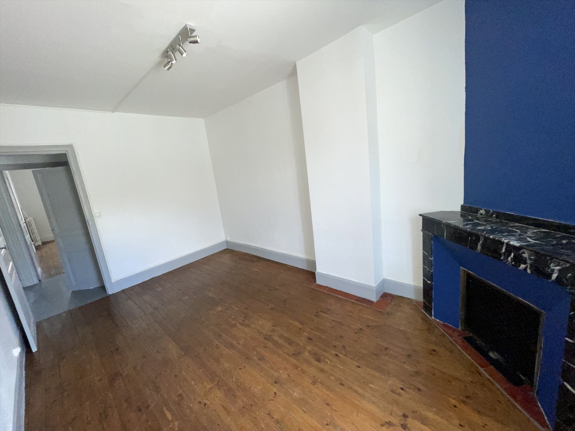 Appartement à louer, 102m², Bram