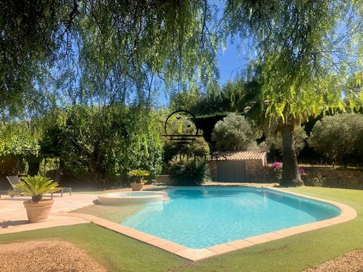 Maison 7 pièces 200 m² · à Sanary-sur-Mer · 200 m² · 1 520 000 €