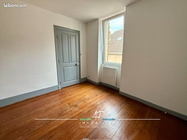 Appartement à louer, 46m², Gray