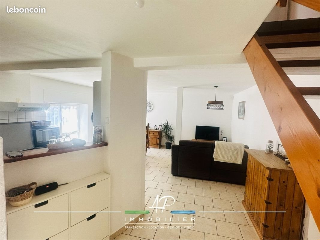 Appartement à louer, 66m², Gray