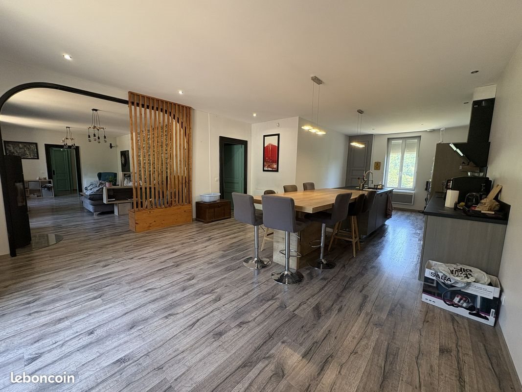 Maison à vendre, 180m², Madaillan