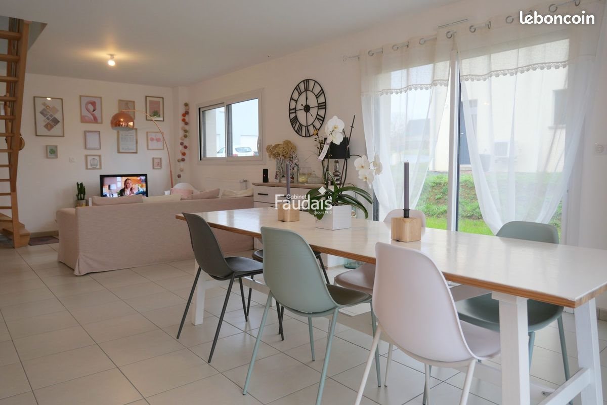 Maison à louer, 121m², Gouville-sur-Mer
