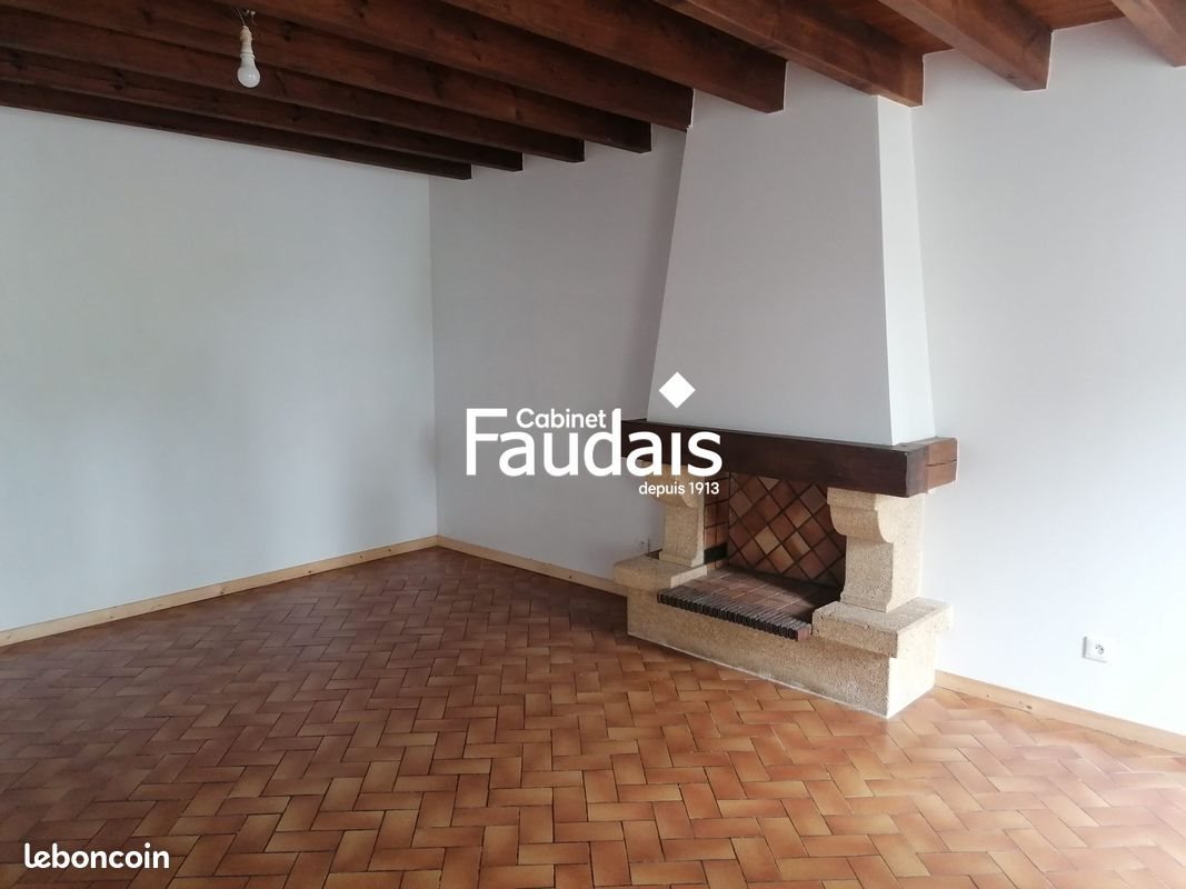 Maison à louer, 105m², Notre-Dame-de-Cenilly