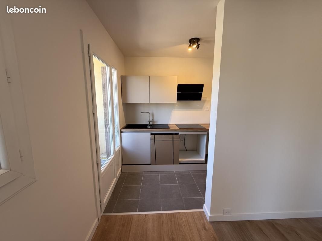 Appartement à louer, 68m², Cassis