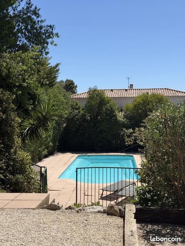 Maison à louer, 114m², Cassis
