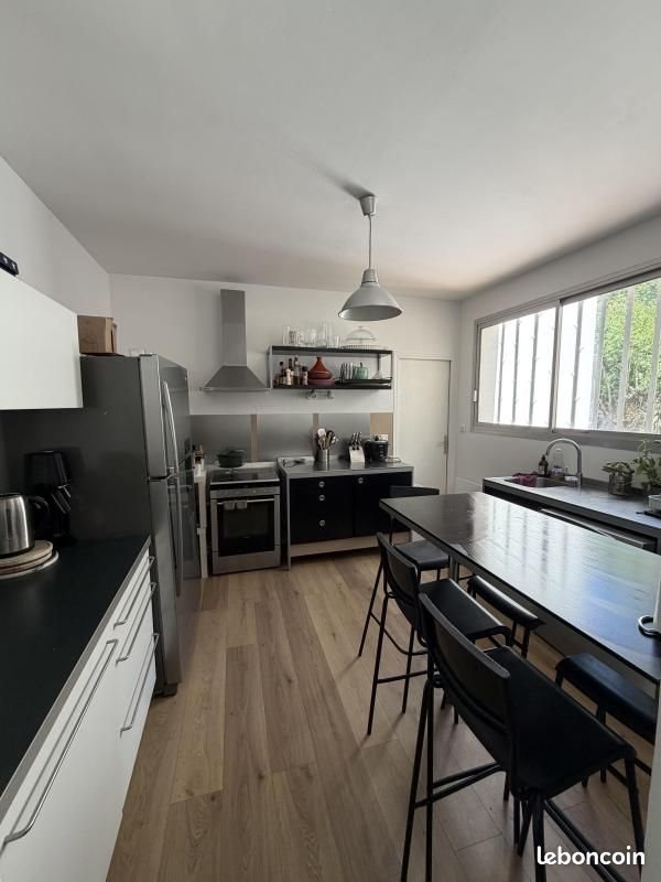 Maison à louer, 114m², Cassis