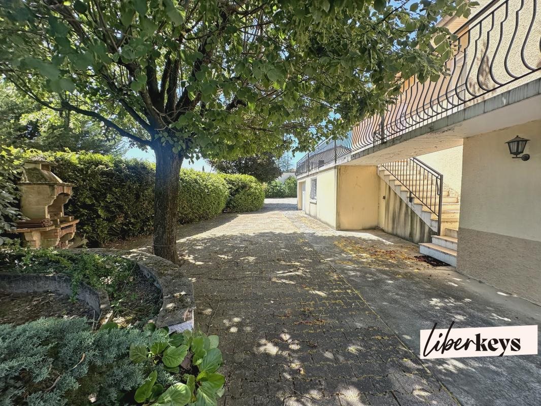 Maison à vendre, 186m², Charly