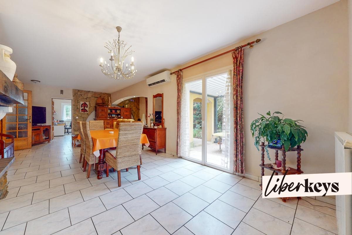 Maison à vendre, 186m², Rougiers