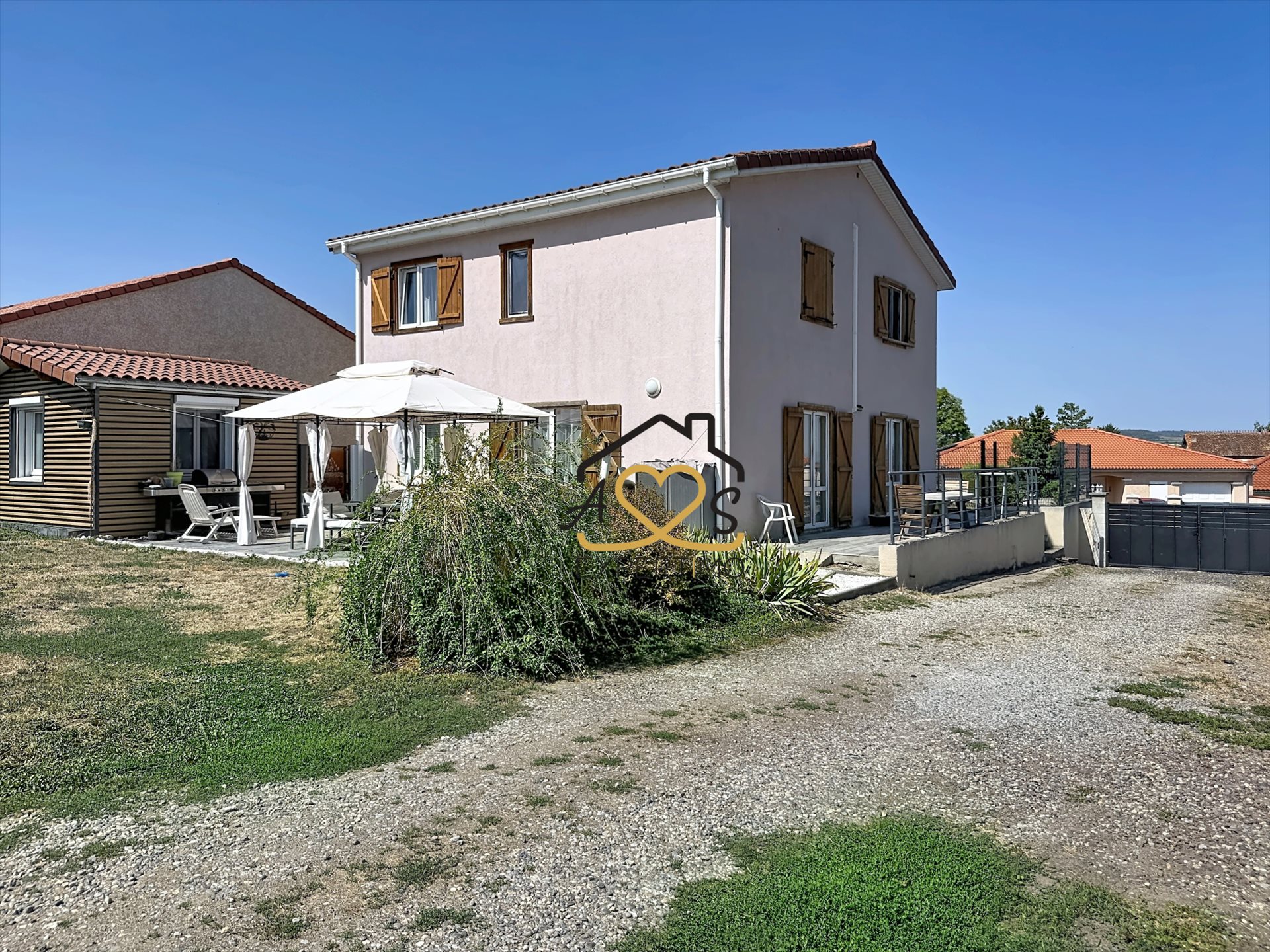 Maison à vendre, 140m², Reignat