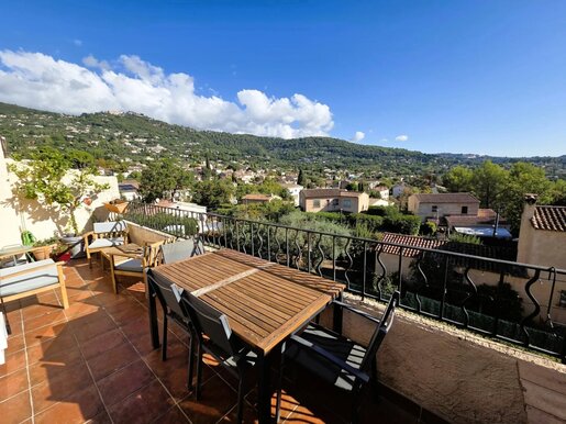 Appartement 4 pièces 105 m² · à Peymeinade · 105 m² · 299 000 €