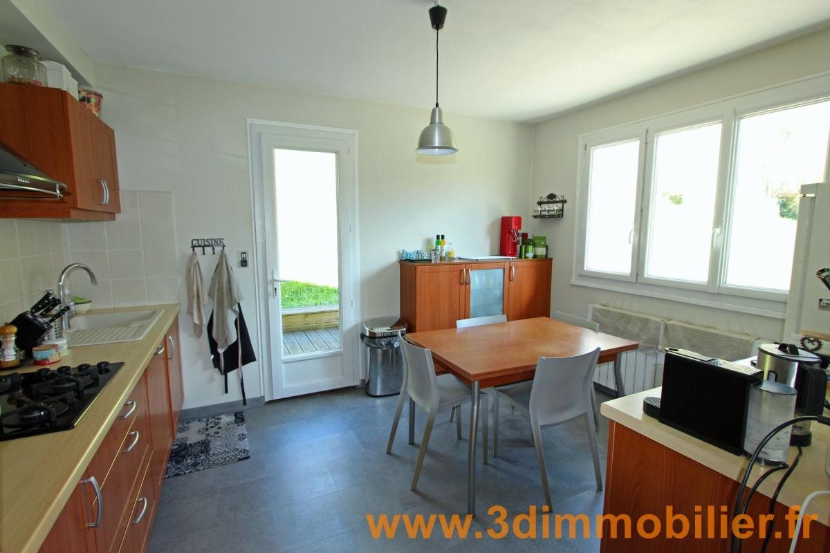 Maison à vendre, 143m², Lons-le-Saunier