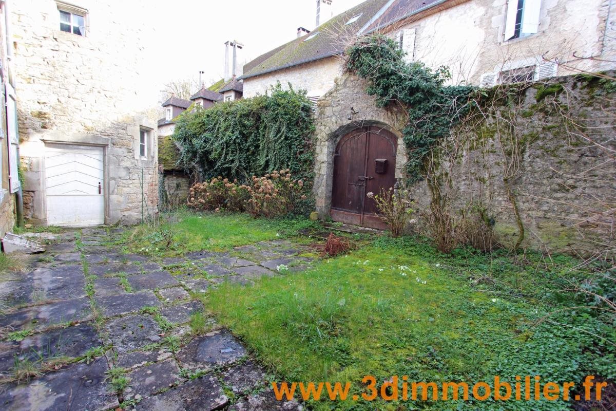 Maison à vendre, 272m², Lons-le-Saunier