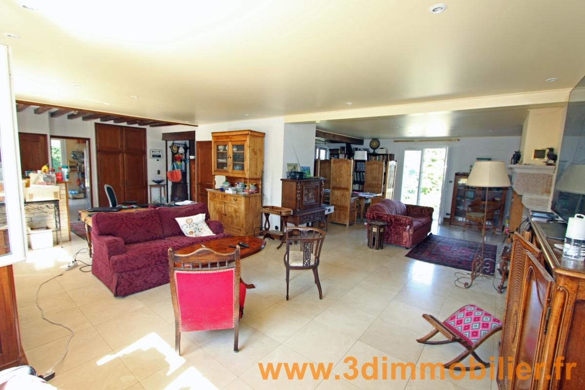 Maison à vendre, 331m², Saint-Amour