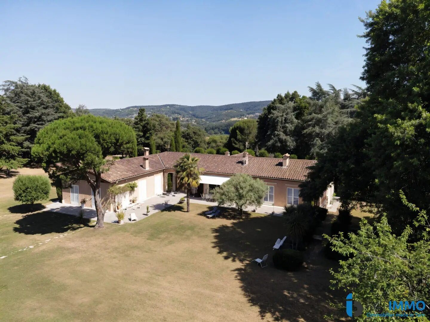 Maison à vendre, 300m², Aussillon