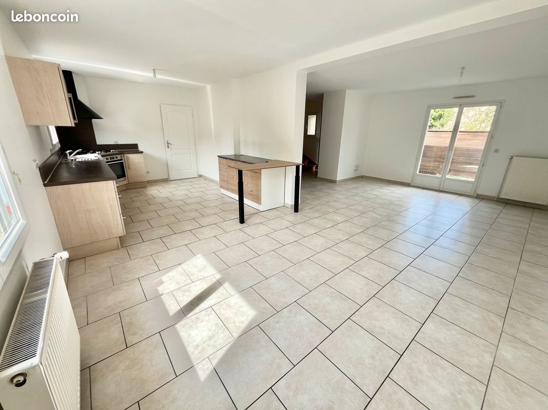 Maison à louer, 101m², Couzeix