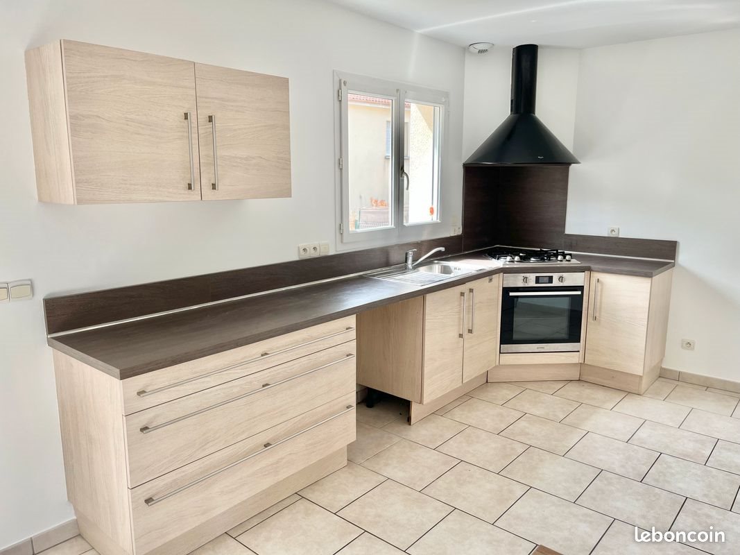 Maison à louer, 101m², Couzeix