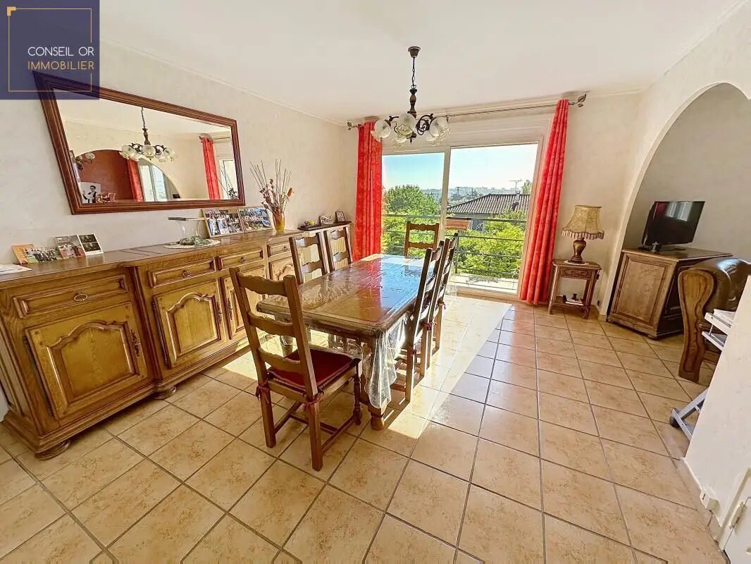 Maison à vendre, 106m², Pierre-Bénite