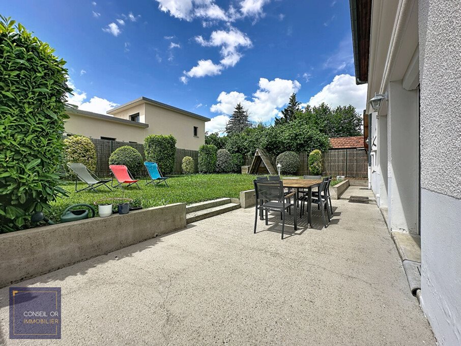 Maison à louer, 155m², Saint-Genis-Laval