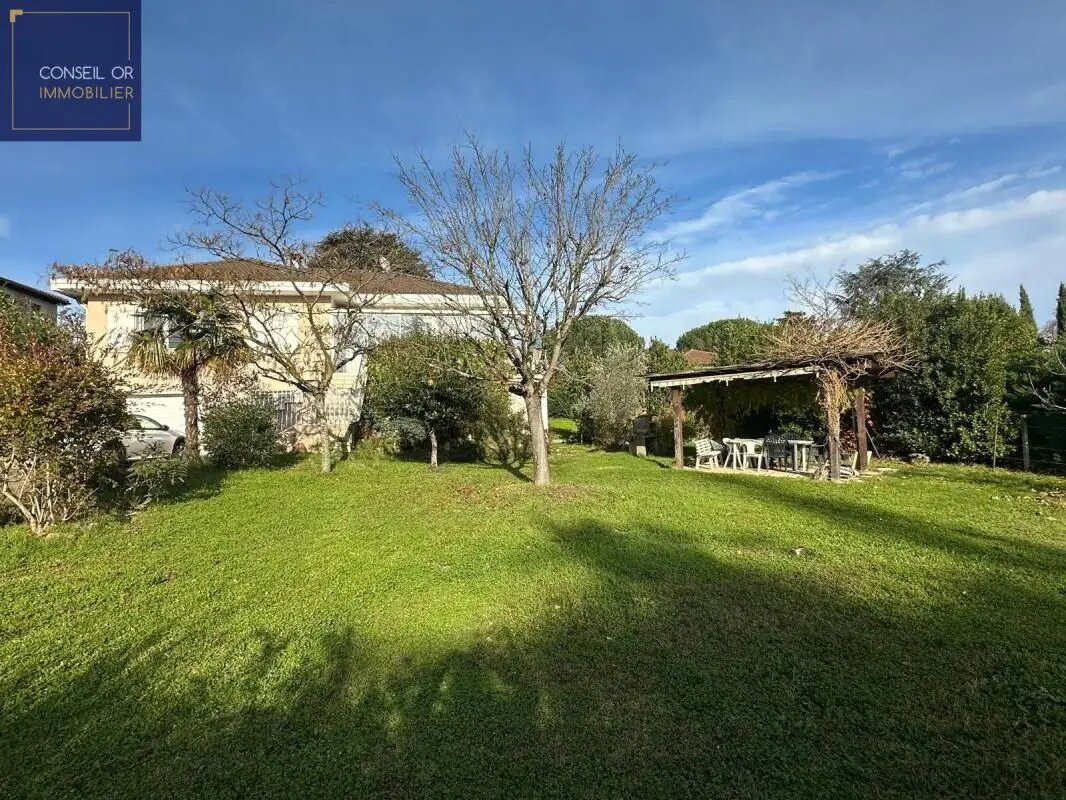 Maison à vendre, 106m², Saint-Genis-les-Ollières