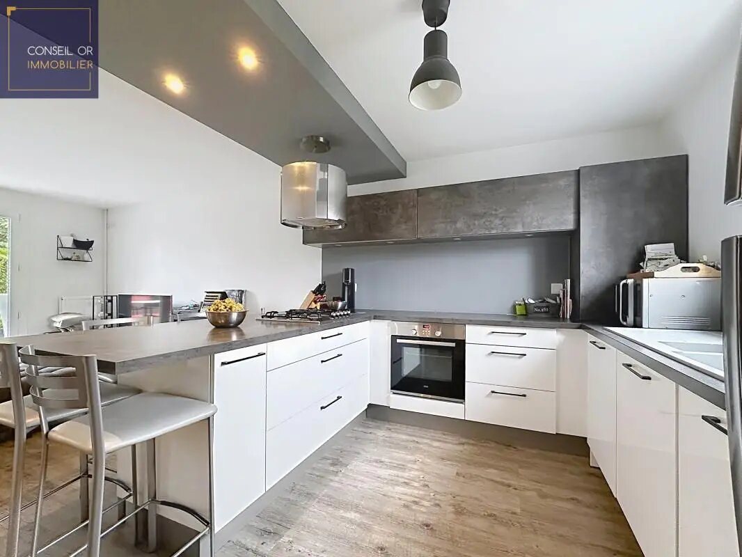 Maison à vendre, 106m², Saint-Genis-Laval