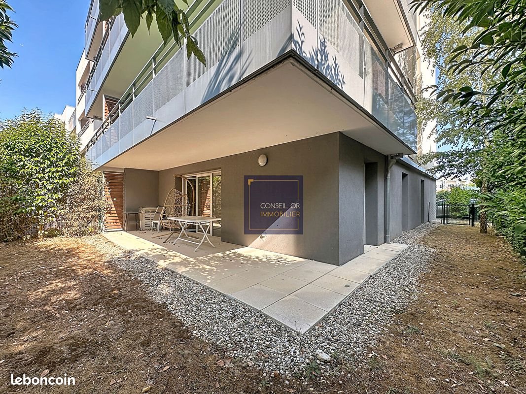 Appartement à vendre, 66m², Pierre-Bénite