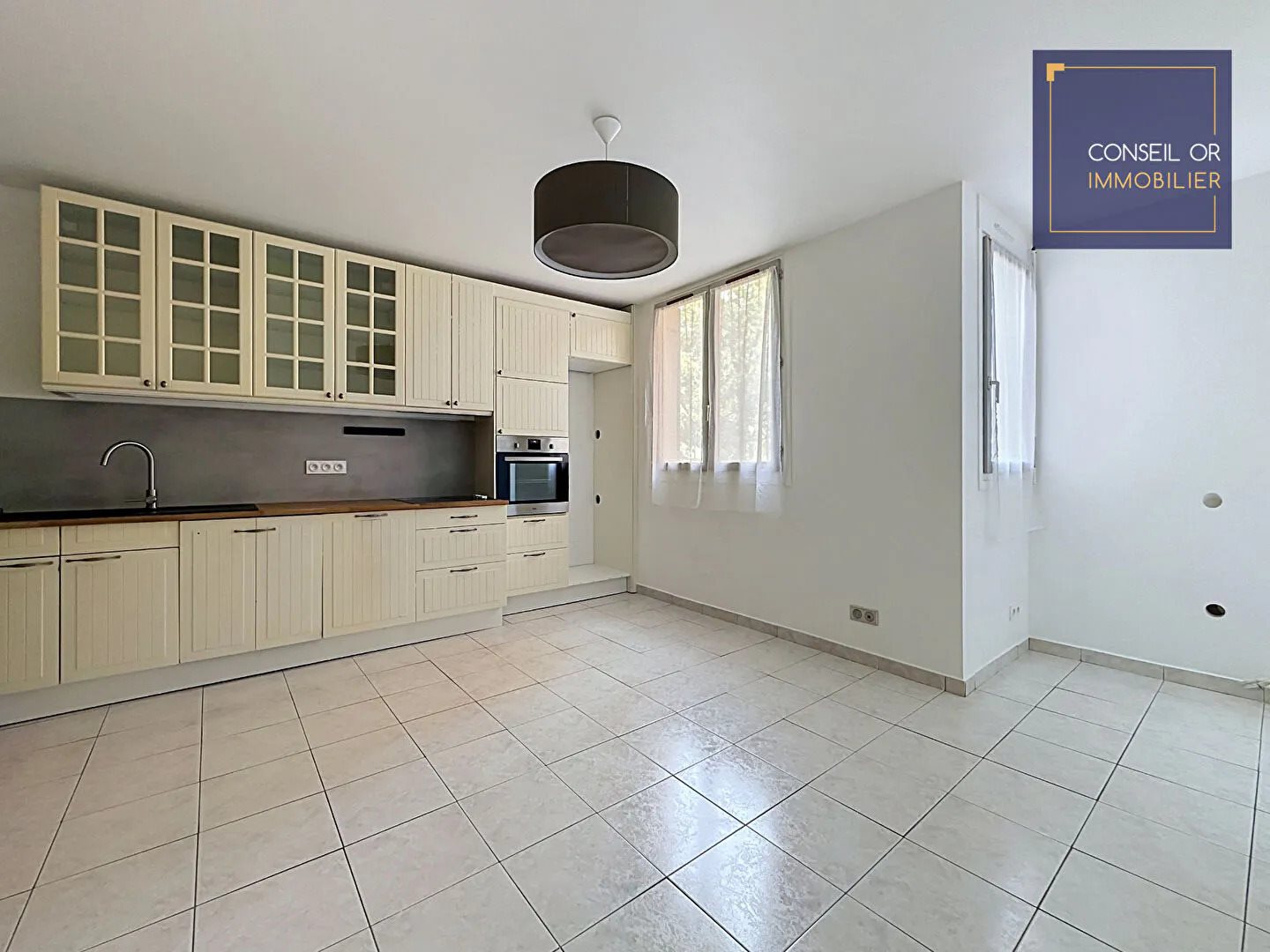 Appartement à vendre, 53m², Saint-Genis-Laval