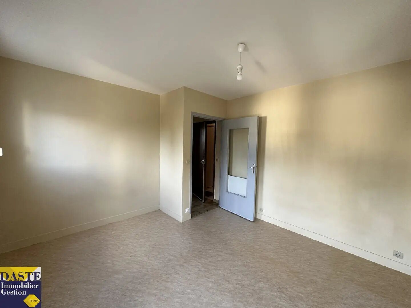 Appartement à louer, 24m², Pontault-Combault