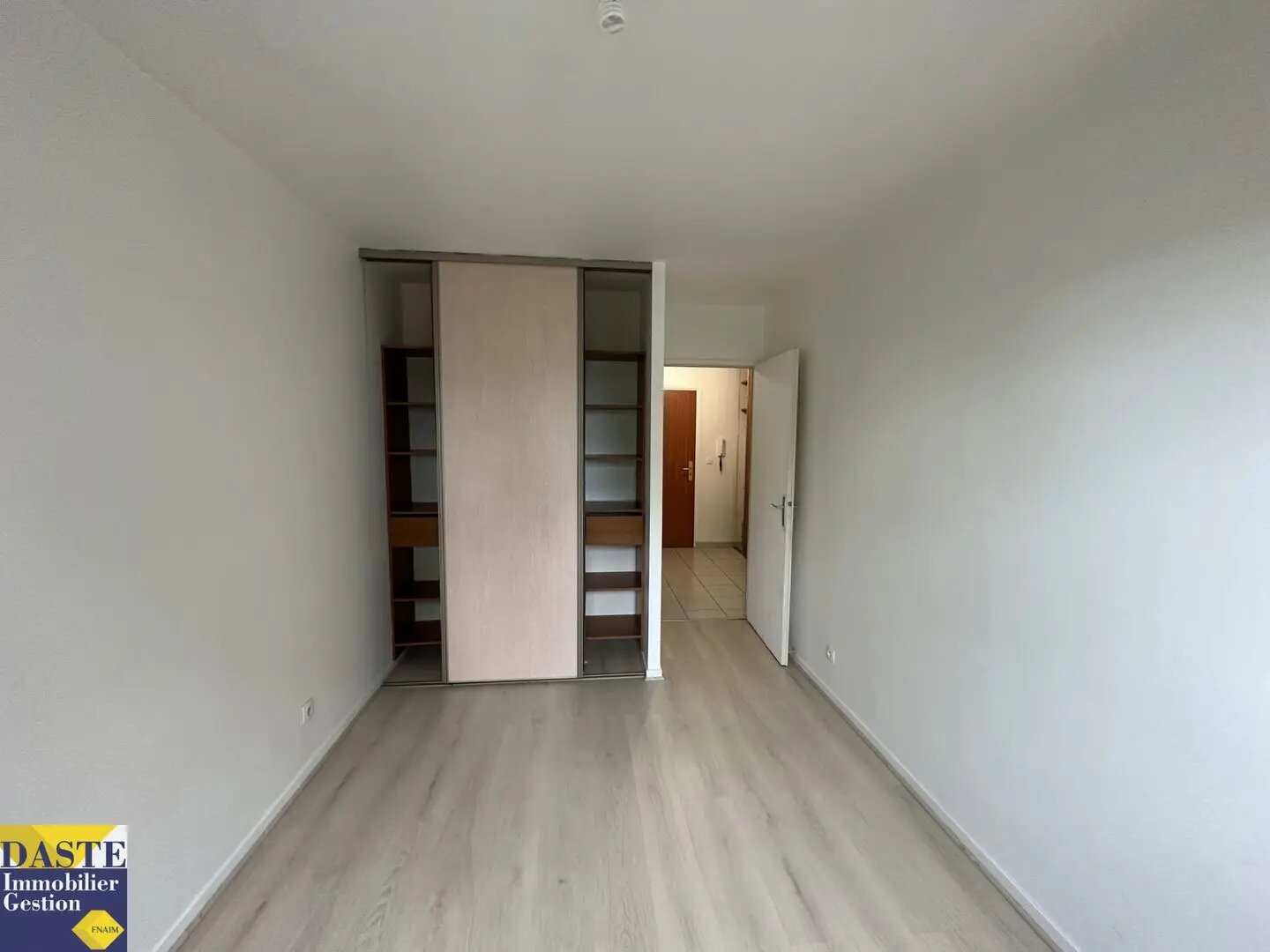 Appartement à louer, 47m², Pontault-Combault
