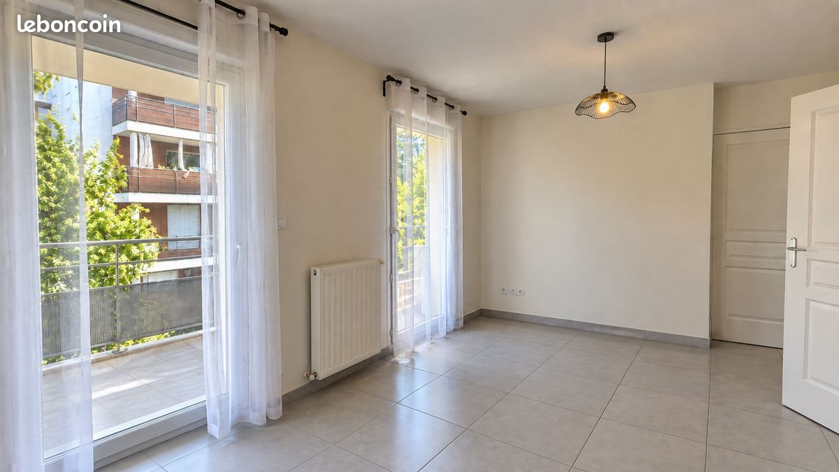 Appartement à louer, 38m², Décines-Charpieu