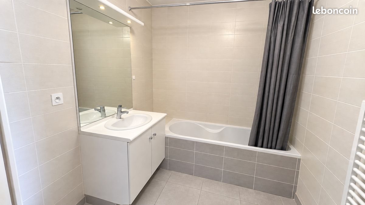 Appartement à louer, 38m², Décines-Charpieu
