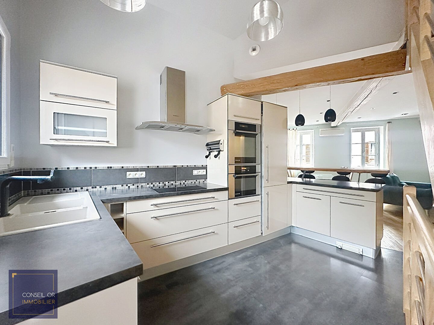Maison à louer, 120m², Saint-Genis-Laval