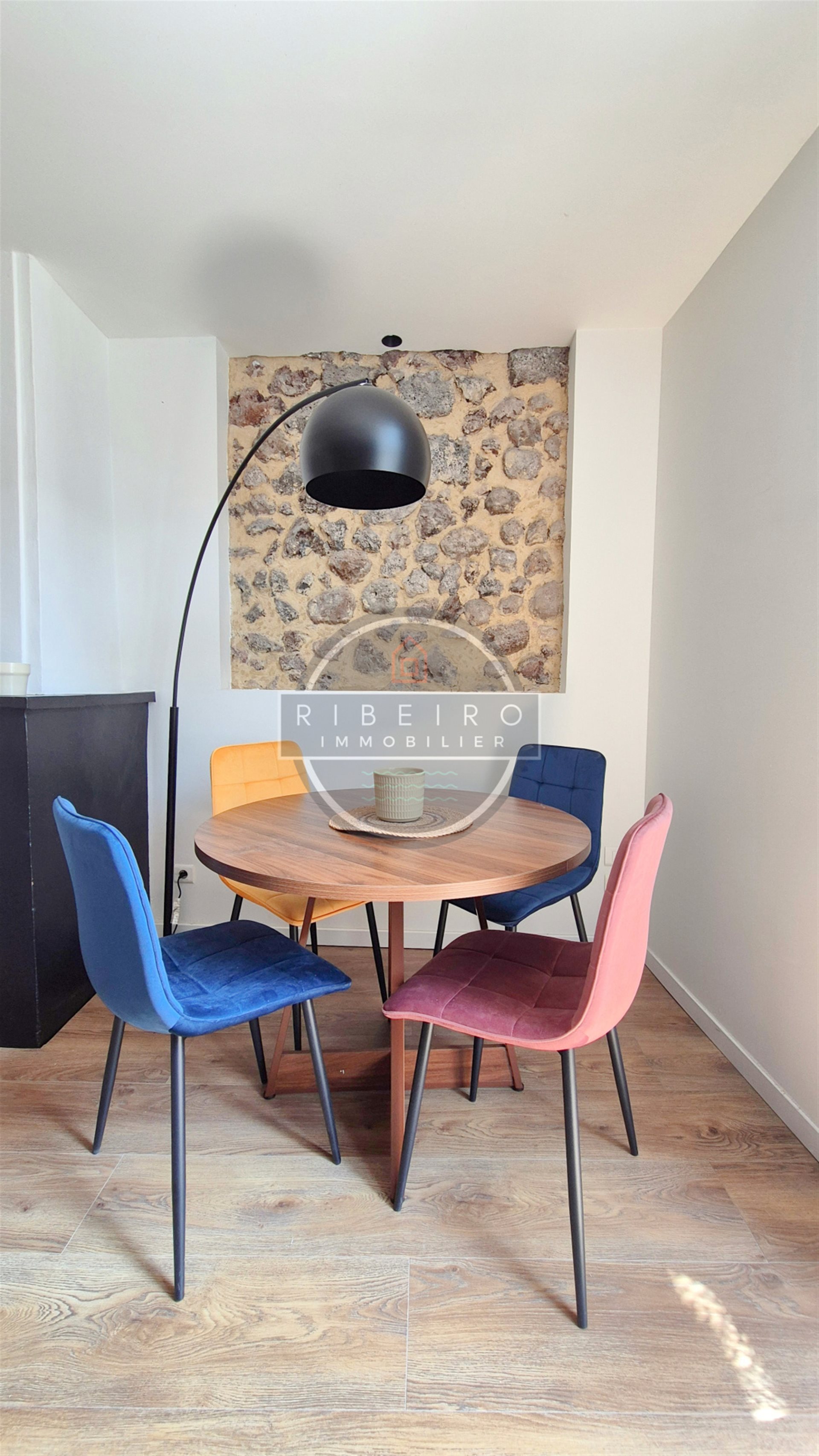 Appartement à louer, 32m², Bessan