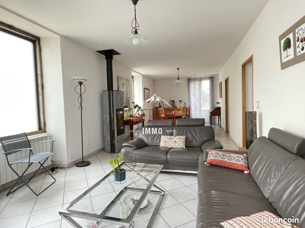 Maison à vendre, 203m², Viry